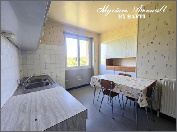 Ensemble Maison Grange et Carport sur terrain de 1744 m²