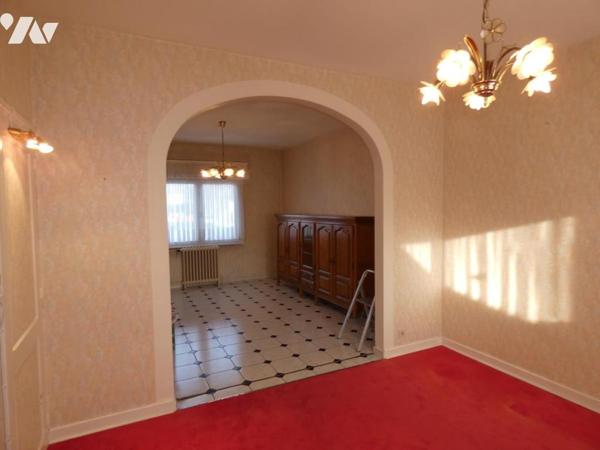 Comines , proche du centre ville , belle maison avec garage et grand jardin