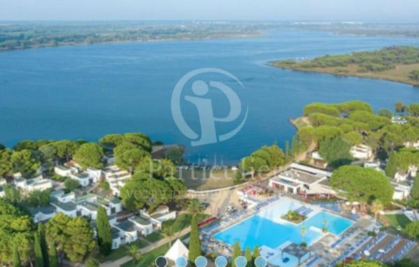 Appartement dans une résidence de vacances au bord de la mer