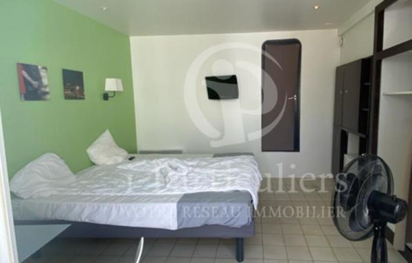 Appartement dans une résidence de vacances au bord de la mer