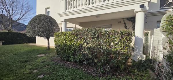 Guilherand-Granges (07500) Appartement spacieux avec jardin et garage