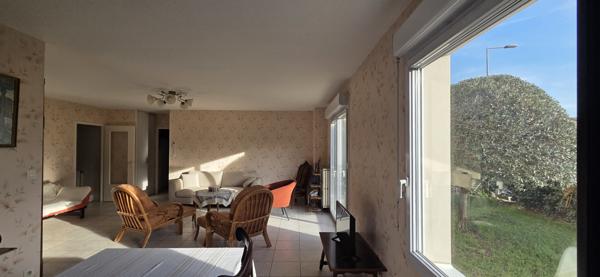 Guilherand-Granges (07500) Appartement spacieux avec jardin et garage