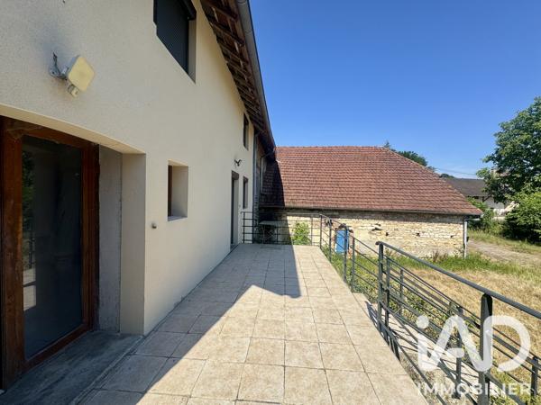 Maison à vendre 8 pièces 237,89 m² Nevy-lès-Dole
