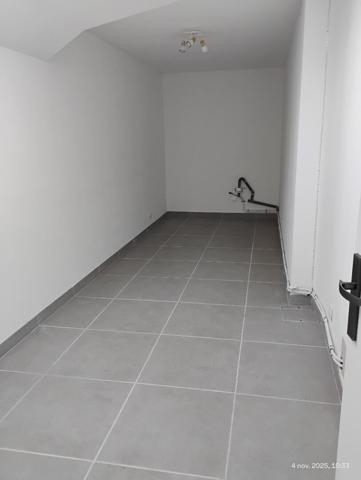 Local commercial 152 m² CAUDRY
