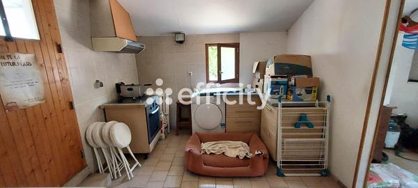 Maison
         3 pièces
        - 81 m² 199 500 € *