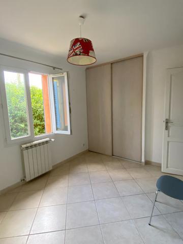 MAISON AVEC 4 CHAMBRES A BOUC-BEL-AIR (13320)