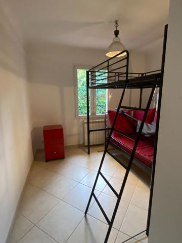 MAISON AVEC 4 CHAMBRES A BOUC-BEL-AIR (13320)