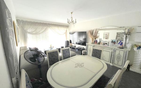 Appartement à vendre    3 pièces •  Livry-Gargan