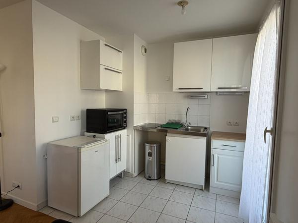 Appartement Bussy Saint Georges 2 pièce(s) 37.35 m2+ balcon + parking