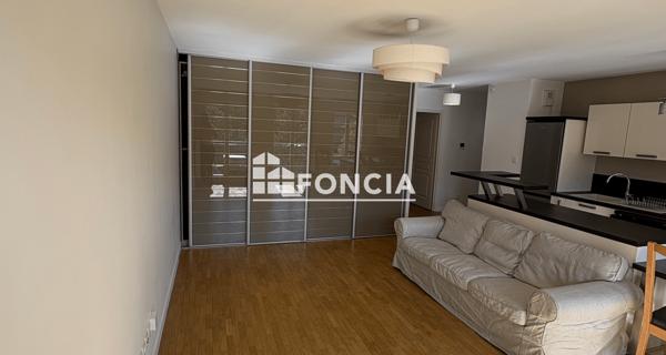 Location Appartement 3 pièces 65.09 m² - Le Plessis-robinson 92350