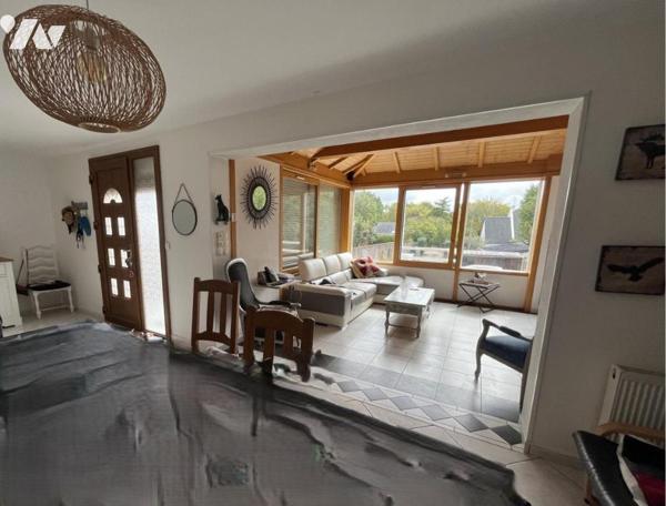 Maison à LA CHAPELLE SUR ERDRE