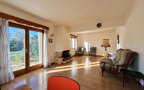 Maison à vendre    4 pièces •  Fournès