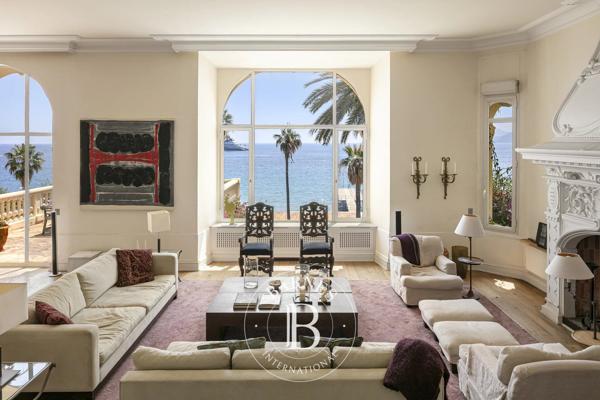 Cannes, Villa 7 Chambres -  407 m² à vendre