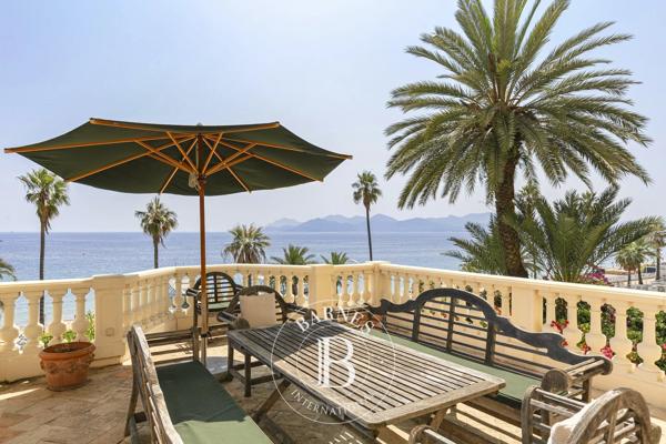 Cannes, Villa 7 Chambres -  407 m² à vendre