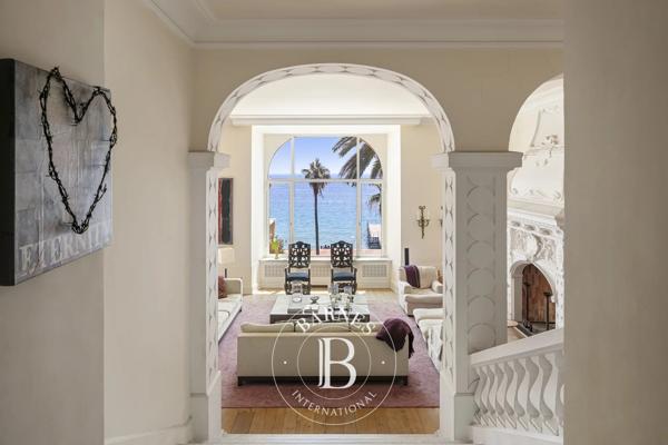 Cannes, Villa 7 Chambres -  407 m² à vendre