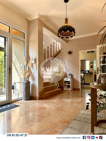 Chalon-sur-Saône (71100) Maison centre-ville 240 m² | 5 ch | 1065 m² | Garage