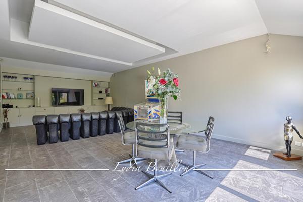 Montrouge (92120) MONTROUGE centre-ville, Maison 147 m2, 5 pièces avec terrasse et très grand jardin