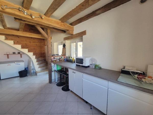 Maison de ville familiale avec grande salle de vie