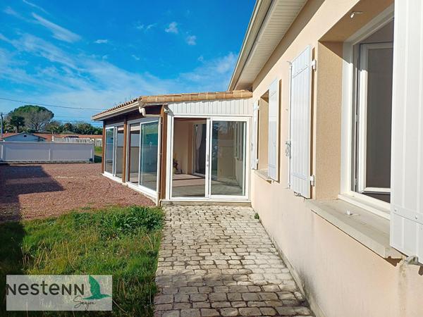 A vendre maison à Saint Sulpice De Royan,112 m², 4 chambres, 2 garages, 1311m² de terrain