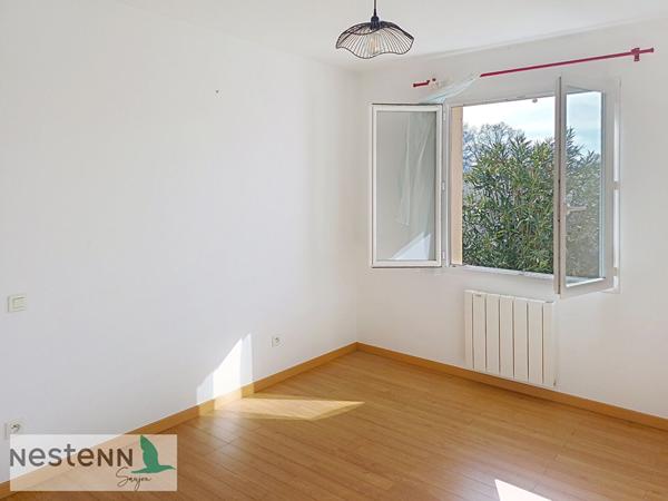 A vendre maison à Saint Sulpice De Royan,112 m², 4 chambres, 2 garages, 1311m² de terrain