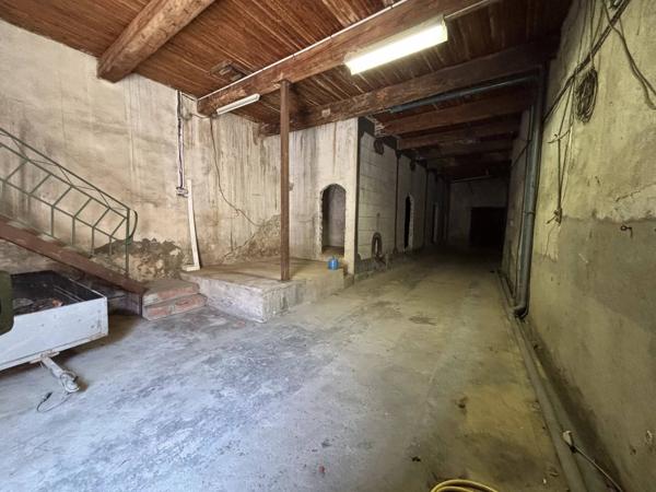 Remise avec habitation T3