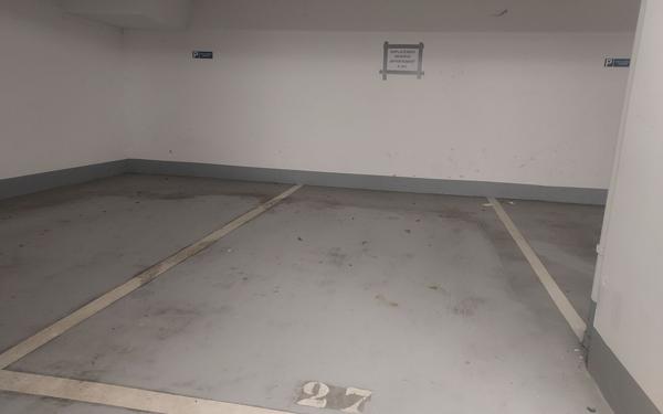 Stationnement à vendre    12 m2 Noisy-le-Grand