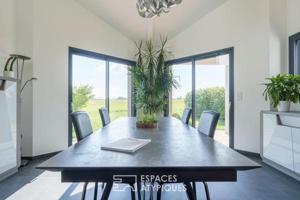 Maison d’architecte contemporaine de plain-pied avec jardin aux portes de Nancy