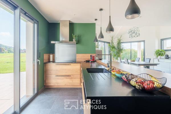 Maison d’architecte contemporaine de plain-pied avec jardin aux portes de Nancy