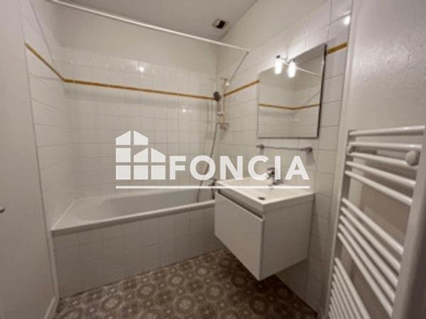 Location Appartement 4 pièces 70.06 m² - 5 RUE DE L'EGLISE Plougastel-daoulas 29470