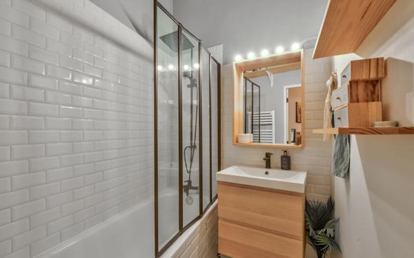 Appartement à vendre    3 pièces • 63,16 m2 Lyon 3