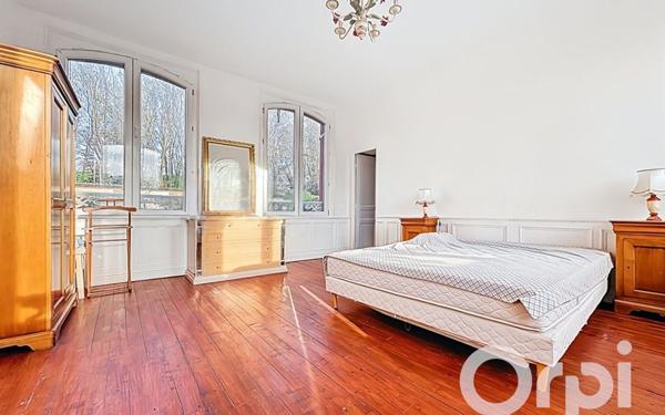 Maison à vendre    12 pièces •  Gournay-en-Bray