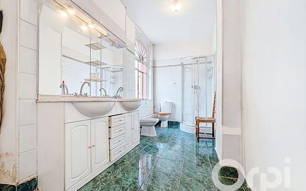 Maison à vendre    12 pièces •  Gournay-en-Bray