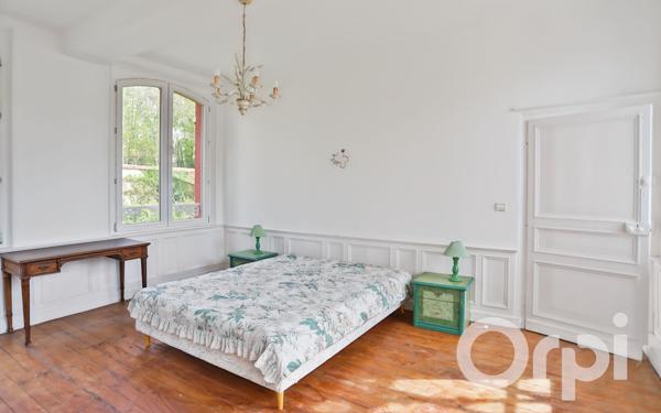 Maison à vendre    12 pièces •  Gournay-en-Bray