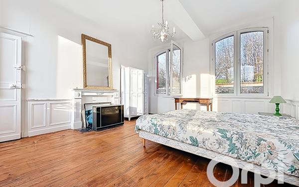 Maison à vendre    12 pièces •  Gournay-en-Bray