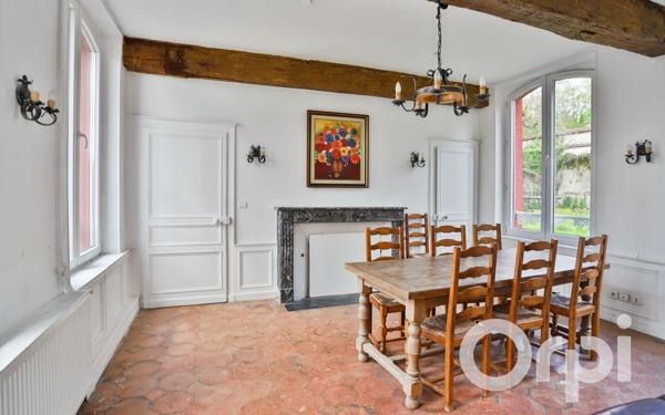 Maison à vendre    12 pièces •  Gournay-en-Bray