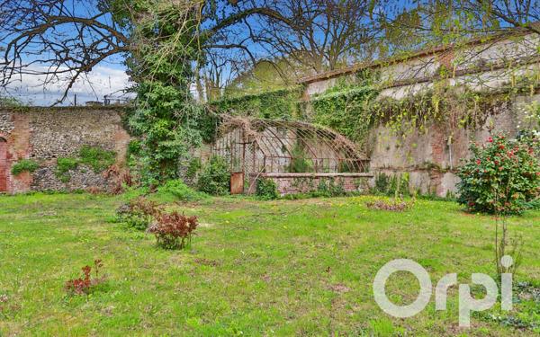 Maison à vendre    12 pièces •  Gournay-en-Bray