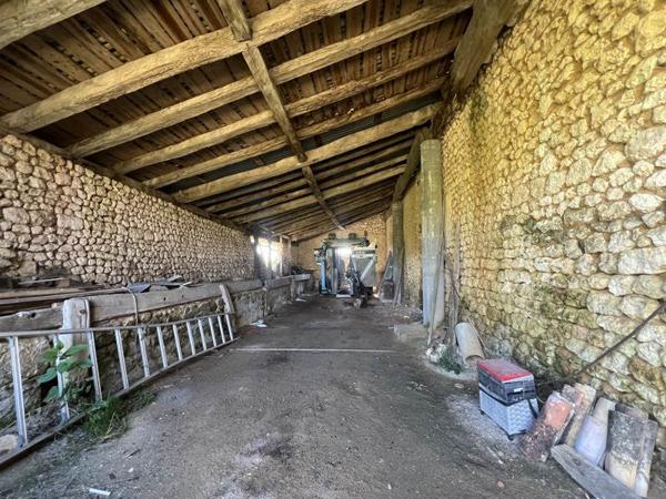 Maison à vendre |  Saint-Bonnet-sur-Gironde |  4 pièces | 120 m²