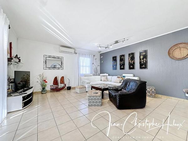 MARGUERITTES 30320 - Villa plain pied 114 m2 avec Piscine