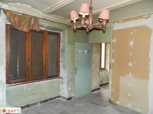 Maison de ville, à rénover, volumes vides