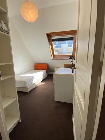 Location Chambre9 m² - 1 Pièce - PARIS (75008)
