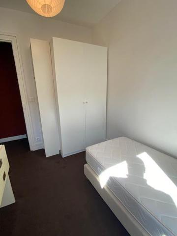 Location Chambre9 m² - 1 Pièce - PARIS (75008)