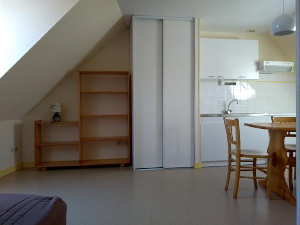 STUDIO LA ROCHE POSAY - rue calme ! [REF. 5713]