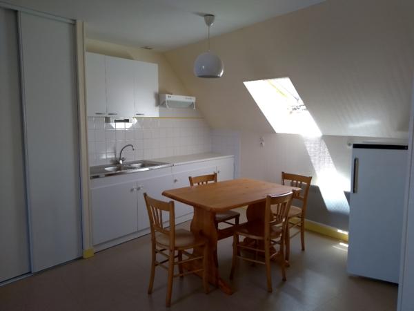 STUDIO LA ROCHE POSAY - rue calme ! [REF. 5713]