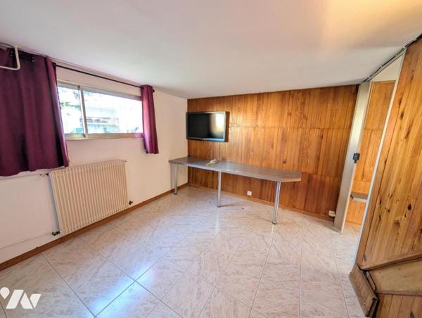 MAISON T5 AVEC GARAGE ET JARDIN