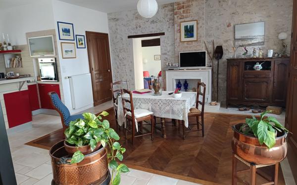 Maison à vendre    4 pièces •  Vineuil