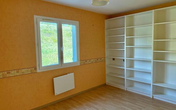 Maison à vendre    5 pièces •  Castres