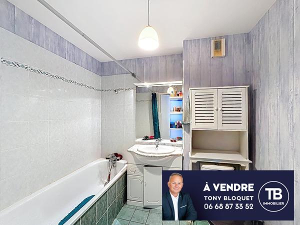 Villefontaine (38090) VILLEFONTAINE - T2 DERNIER ETAGE - BALCON - PARKING EN SOUS-SOL