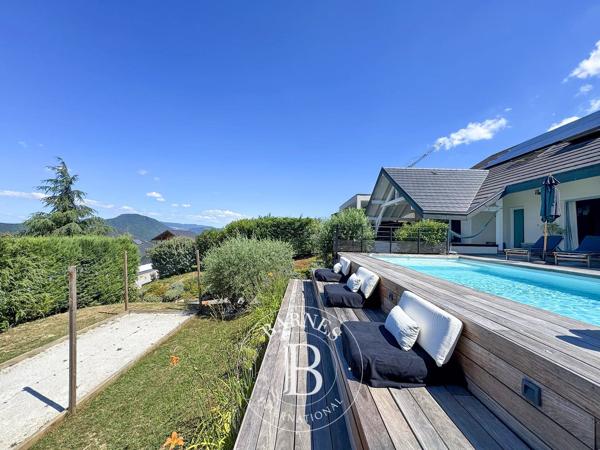 Aix-les-Bains, Maison 4 Chambres -  245 m² à vendre
