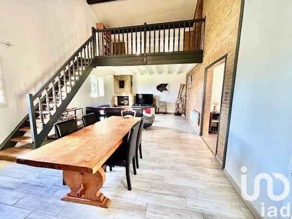 Maison 6 pièces de 166 m² à Izon (33450)