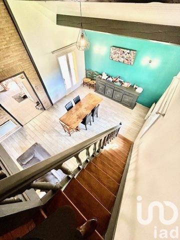 Maison 6 pièces de 166 m² à Izon (33450)